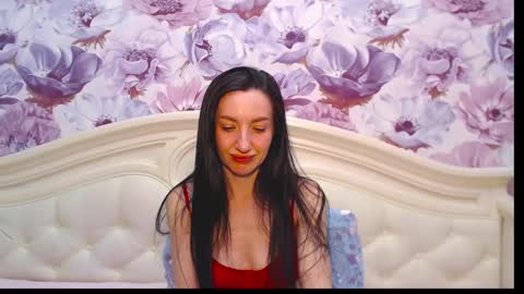 Snapshot of lilymellow chatting on 03.08.25 Lily online show from 03.08.25