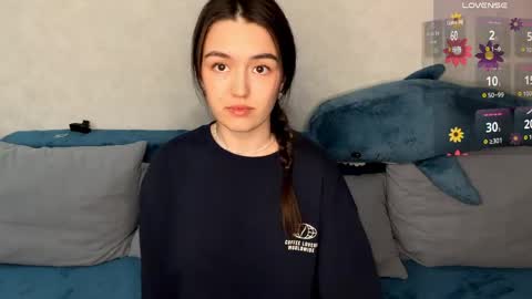 Snapshot of lilysollar chatting on 04.03.26 Lily online show from 04.03.26