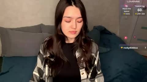 Snapshot of lilysollar chatting on 04.06.26 Lily online show from 04.06.26