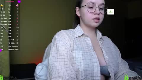 Lily online show from 10.19.25