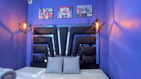 Lilythadam online show from 11.26.25