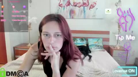 Snapshot of lilyviolet7 chatting on 06.09.26 Hi Im Lily online show from 06.09.26