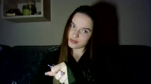 Snapshot of lilyygray chatting on 10.25.25 LilyyGray online show from 10.25.25