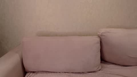 Snapshot of lin_9 chatting on 09.27.25 lina online show from 09.27.25