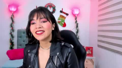  Lina Bedoya  online show from 12.12.24