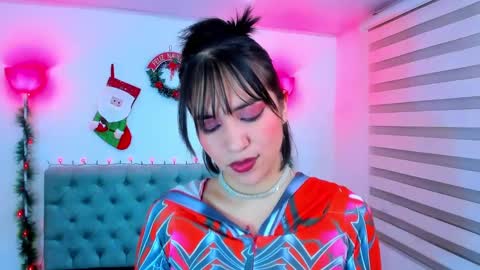  Lina Bedoya  online show from 12.14.24