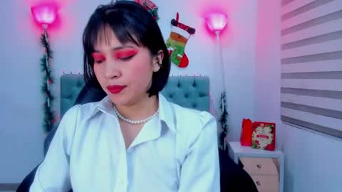  Lina Bedoya  online show from 12.26.24