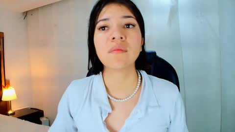 Snapshot of lina_bedoya chatting on 01.14.26 Lina Bedoya online show from 01.14.26