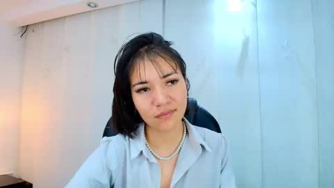 Snapshot of lina_bedoya chatting on 01.16.26 Lina Bedoya online show from 01.16.26
