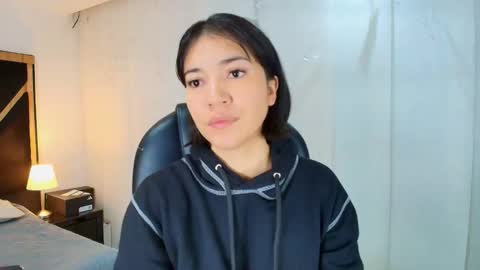 Snapshot of lina_bedoya chatting on 02.17.26 Lina Bedoya online show from 02.17.26