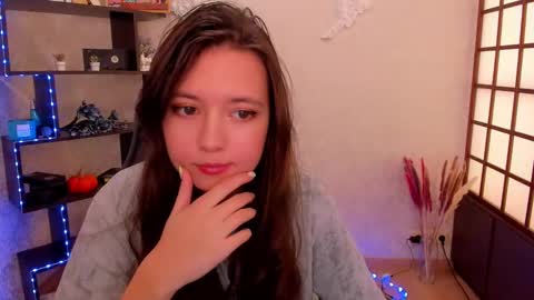 Lina online show from 12.05.24