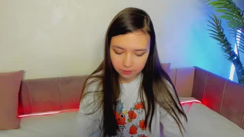 Lina online show from 01.07.25