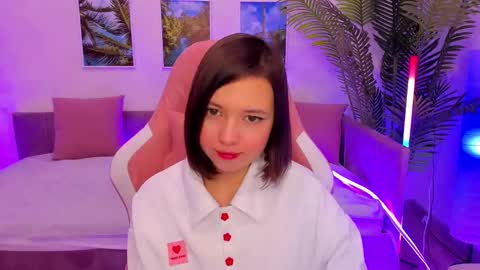 Lina online show from 02.15.25