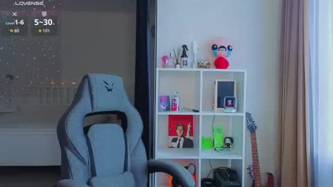 Snapshot of lina_brownie chatting on 06.15.26 Lina online show from 06.15.26