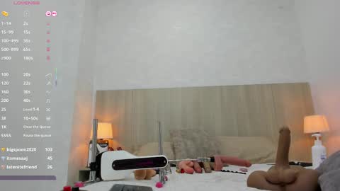 Snapshot of lina_garcia chatting on 03.12.25 online show from 03.12.25
