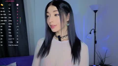 Lina online show from 11.20.25