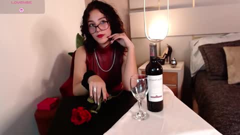 Lina online show from 09.11.25