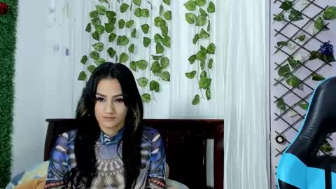 Snapshot of lina_paola chatting on 02.20.25 paola online show from 02.20.25