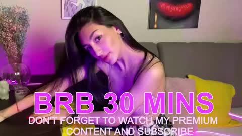 Lina Robbins  online show from 03.11.25