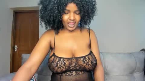 lina sexy58 online show from 10.24.25