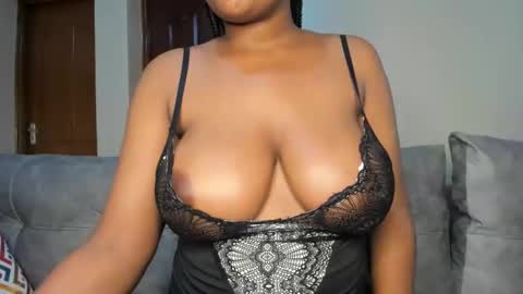 lina sexy58 online show from 11.20.25