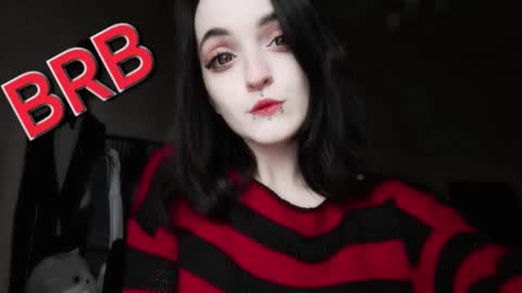 Lina 3  1715622743 online show from 11.18.25