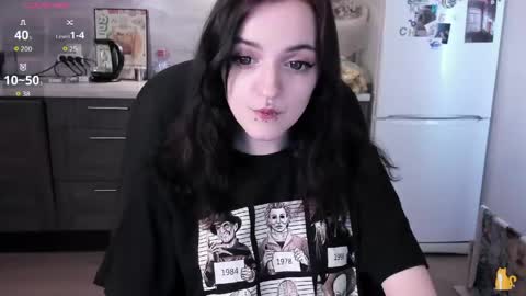 Lina 3  1715622743 online show from 04.13.26