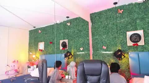 Lina  online show from 12.01.25