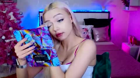 I am Lina online show from 01.12.26