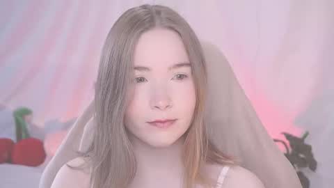 Snapshot of linalyy chatting on 10.14.25 Lina online show from 10.14.25