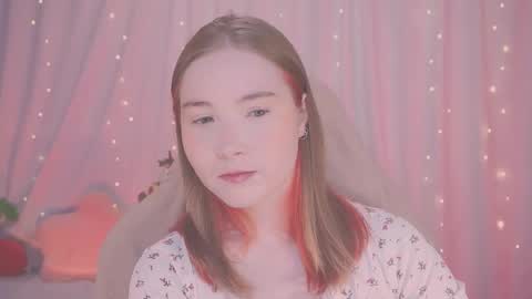 Snapshot of linalyy chatting on 01.06.26 Lina online show from 01.06.26