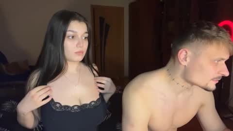 Snapshot of linamurrrr chatting on 10.02.25 Nicolas and Lina online show from 10.02.25