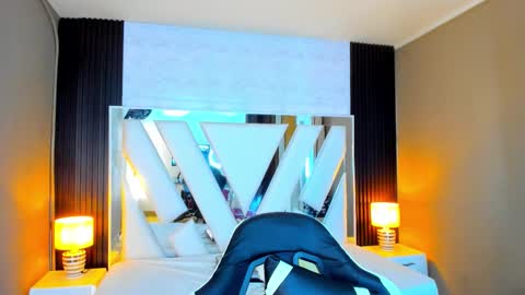  Linda  online show from 11.03.25