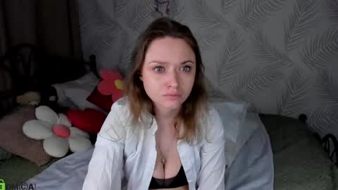 Snapshot of linda__bryant chatting on 05.06.26 Linda GMT2 Mon Tu Fri Sa Su 0300am-1000 am online show from 05.06.26