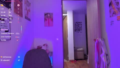 Giggles  online show from 02.06.26