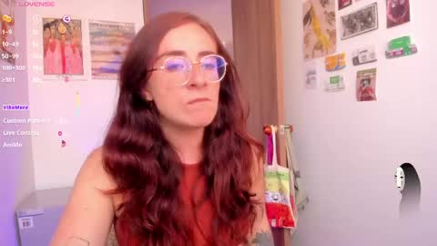 Snapshot of linda_giggle chatting on 06.05.26 Giggles online show from 06.05.26