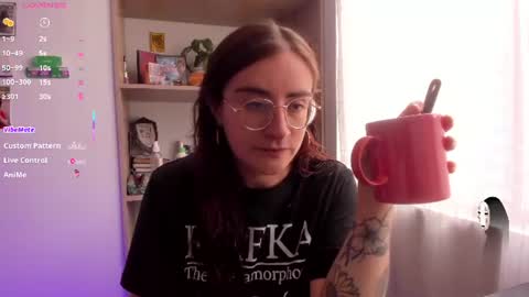 Snapshot of linda_giggle chatting on 07.10.26 Giggles online show from 07.10.26