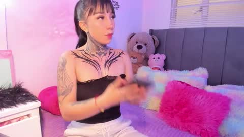 Lindaa maria  online show from 02.12.26