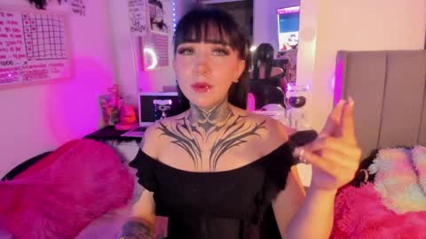 Lindaa maria  online show from 04.02.26