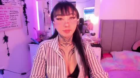 Snapshot of linda_milleer_ chatting on 04.21.26 Lindaa maria online show from 04.21.26