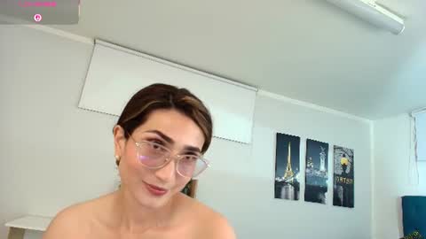 Snapshot of linda_morgan1 chatting on 06.12.26 Maria Paula online show from 06.12.26