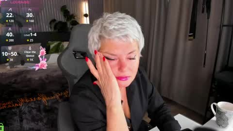 Snapshot of linda_zefir chatting on 05.09.26 Linda Zefir online show from 05.09.26