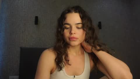 Snapshot of lindaaii chatting on 03.25.26 Linda online show from 03.25.26