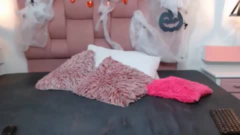 lindacoopers online show from 10.23.25