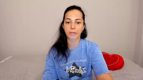 Snapshot of lindainsatiable chatting on 06.15.26 Linda online show from 06.15.26
