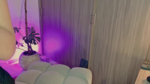 Lindsey Moss online show from 01.09.26