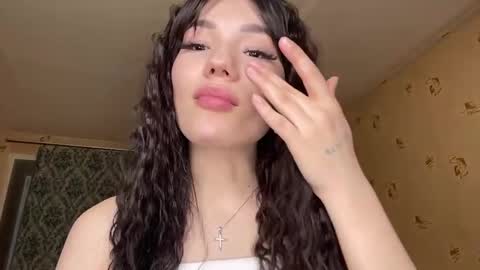 Lira online show from 04.16.26