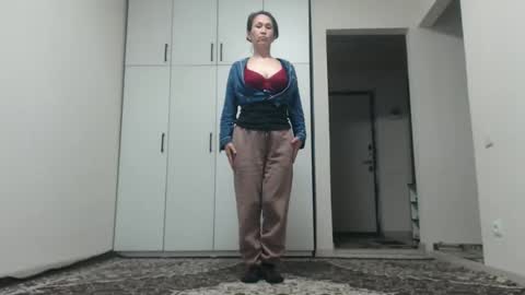 LinKissKiss online show from 04.21.26