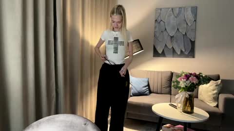 Emma online show from 04.26.26