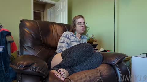 Snapshot of linzy19 chatting on 01.12.25 Linzy19 online show from 01.12.25